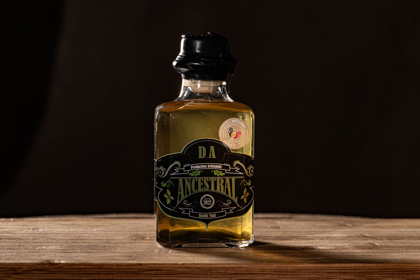 Liqueur Fabrication Artisanale ANCESTRAL de basilic Thaï Bouteille: 25cl - 30%