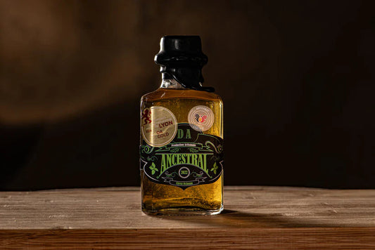 Médaille d’or au concours international de Lyon : Notre liqueur de basilic citron couronnée !
